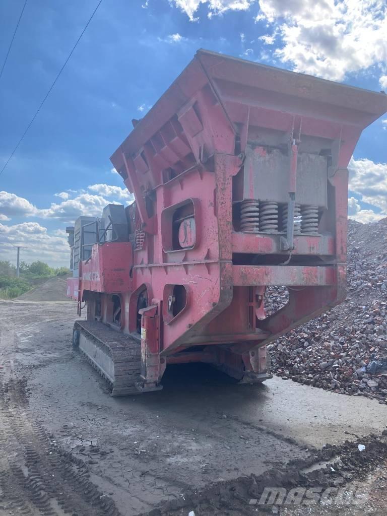 Sandvik QJ 340 Mobilūs smulkintuvai