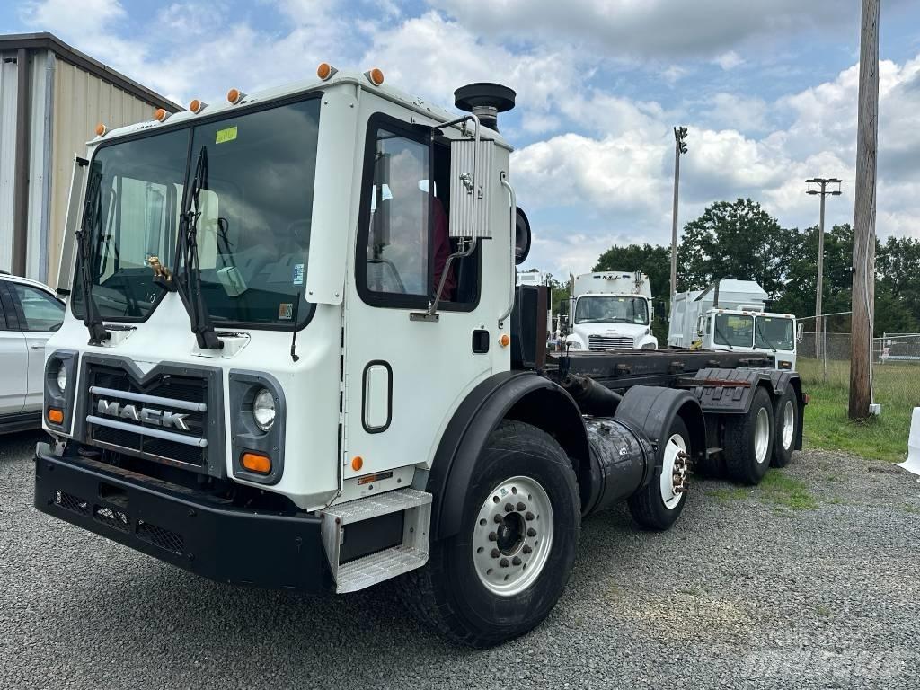 Mack MRU613 Šiukšliavežės