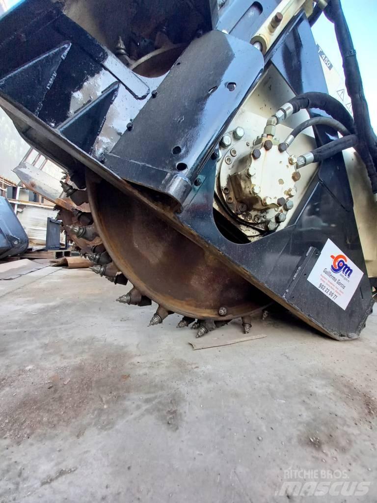 Simex T-450 Tranšėjų ekskavatoriai