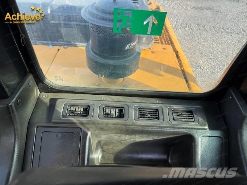 Sany SY235C Vikšriniai ekskavatoriai