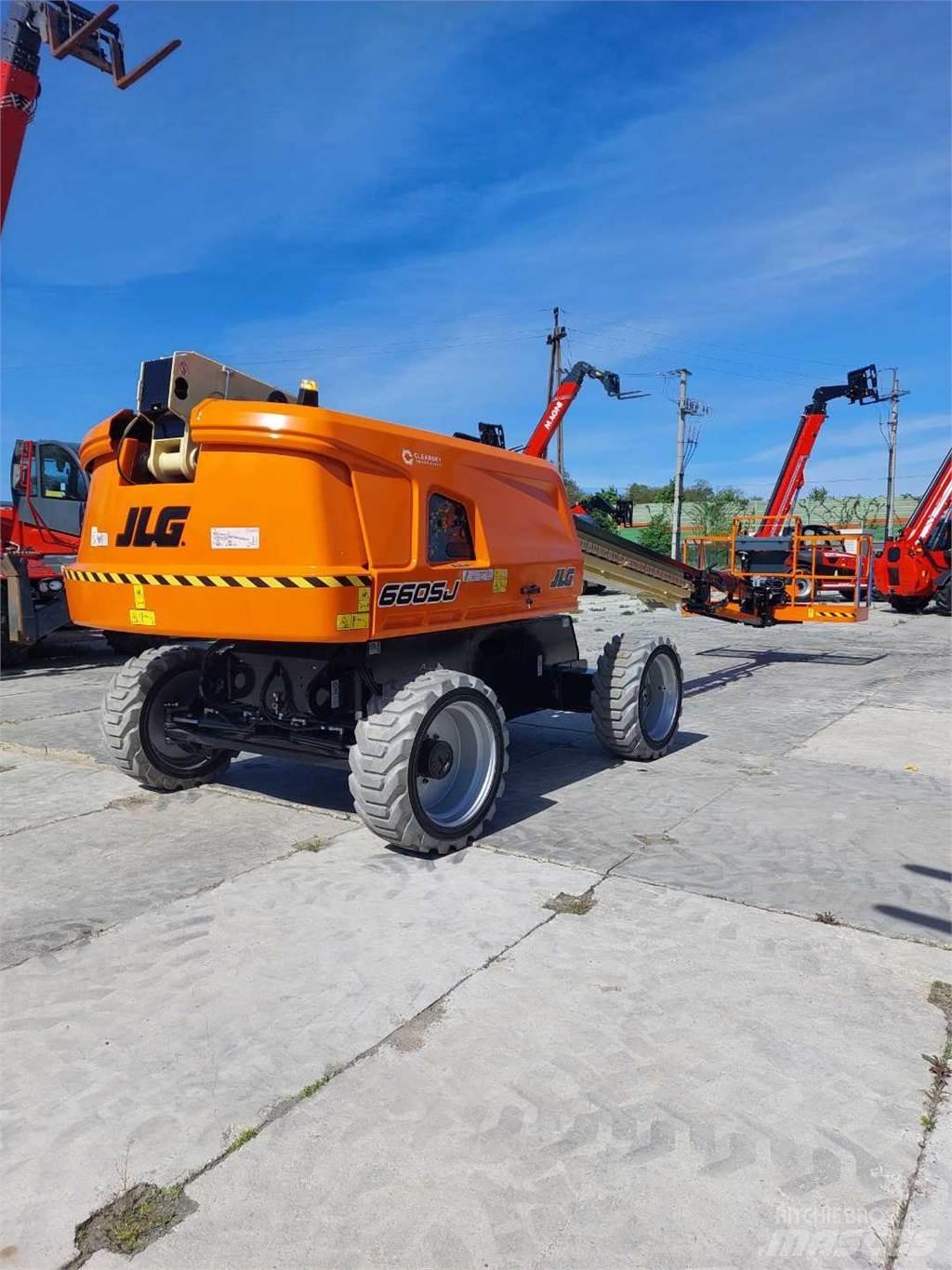 JLG 660SJ Teleskopiniai keltuvai