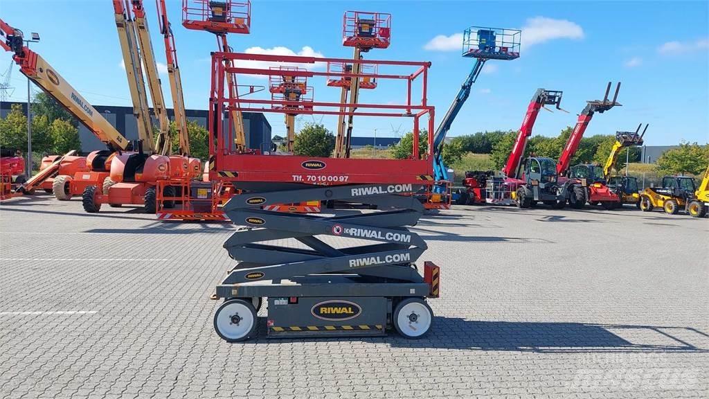 SkyJack SJIII3220 Žirkliniai keltuvai