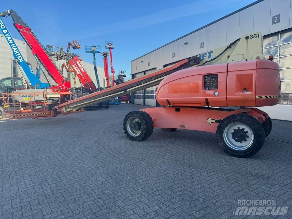 JLG 680 S Teleskopiniai keltuvai