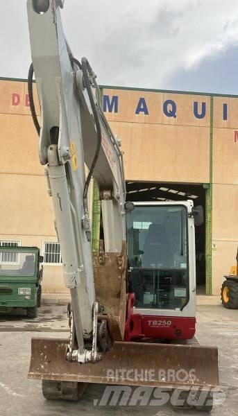 Takeuchi TB 250 Mini ekskavatoriai < 7 t