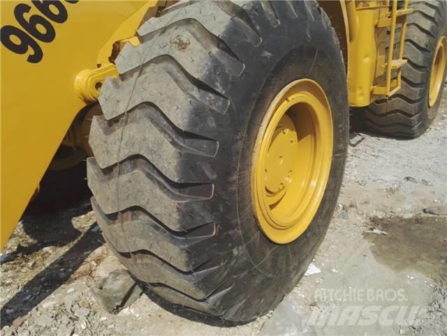 CAT 966 G Naudoti ratiniai krautuvai
