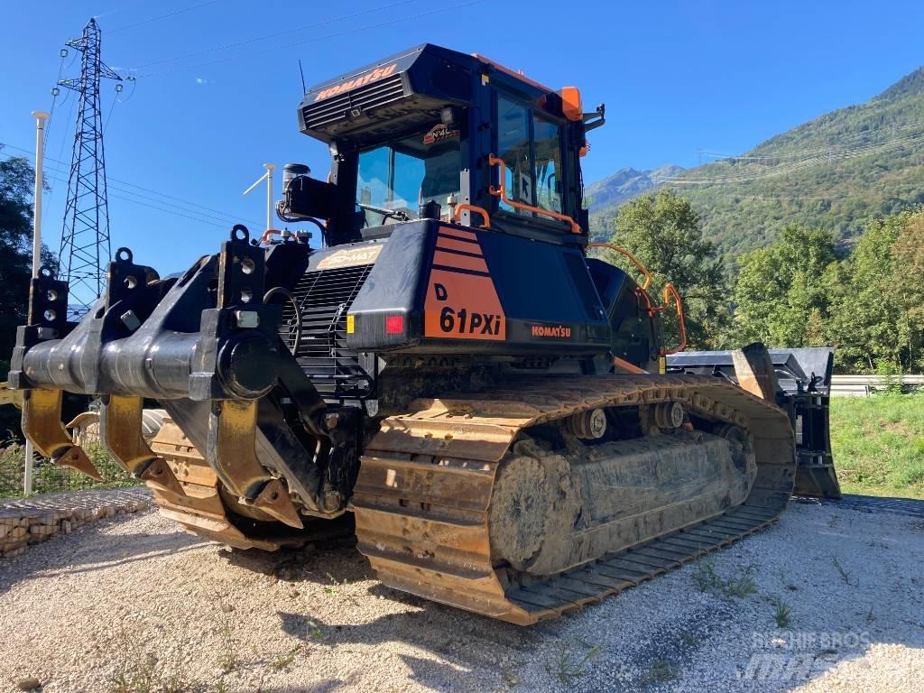 Komatsu D61PXI-24E0 Vikšriniai buldozeriai