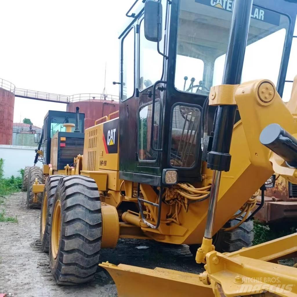 CAT 140 K Greideriai