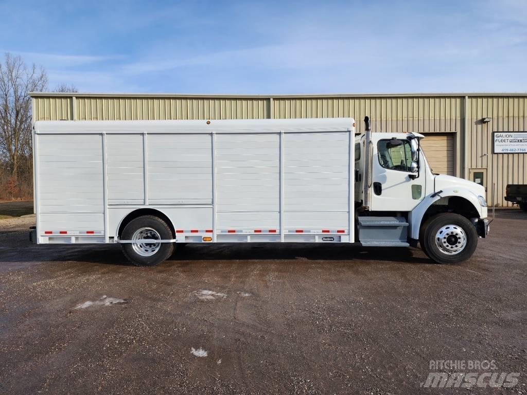 Freightliner M2 Gėrimų tiekimo sunkvežimiai