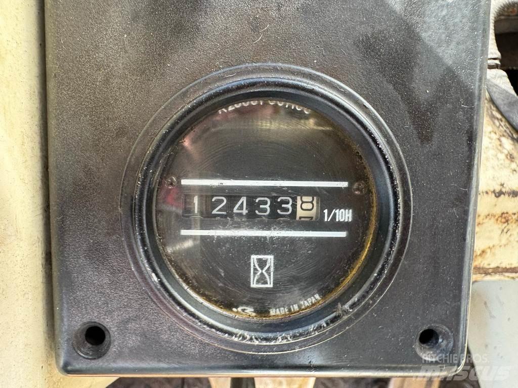 Nissan WGF03A45U Šakiniai krautuvai - Kita