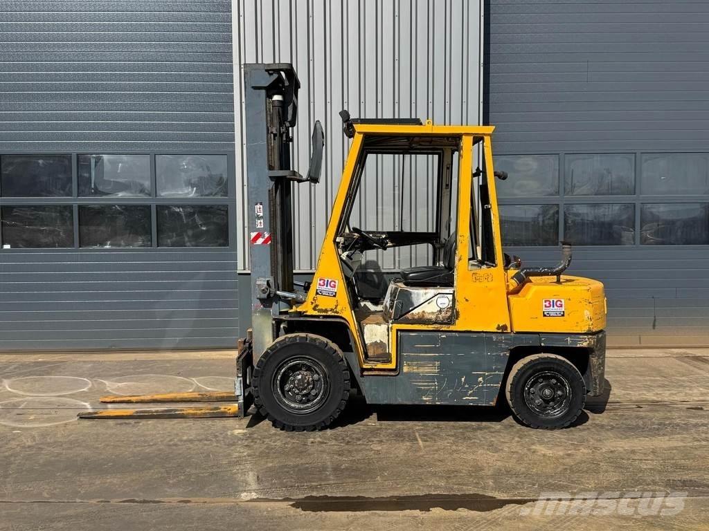 Nissan WGF03A45U Šakiniai krautuvai - Kita