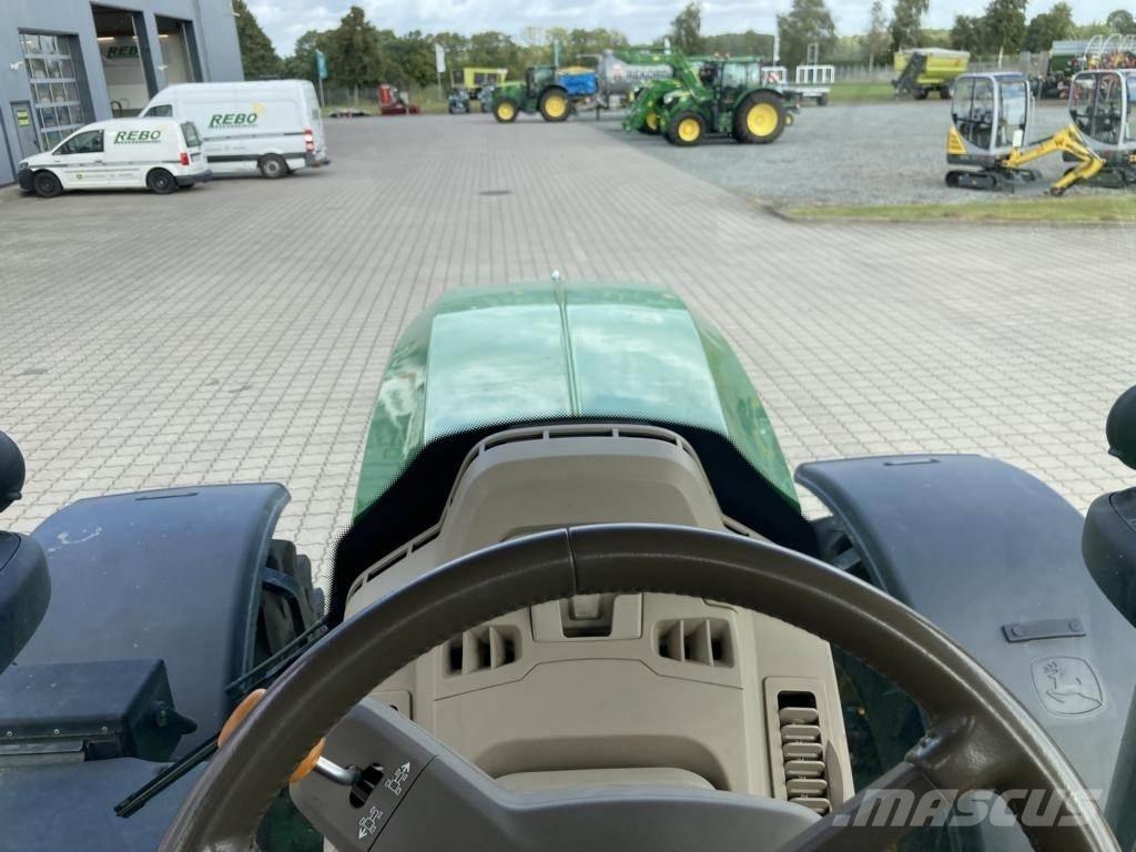 John Deere 6R215 Traktoriai