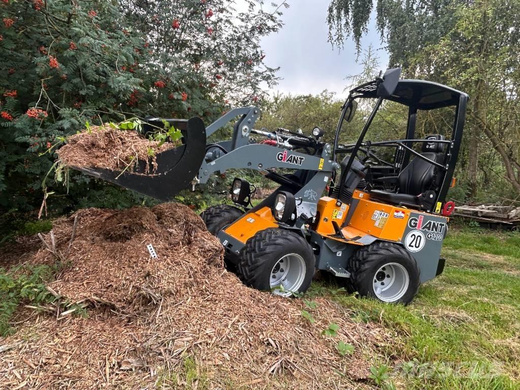 GiANT G 1200 Mini krautuvai