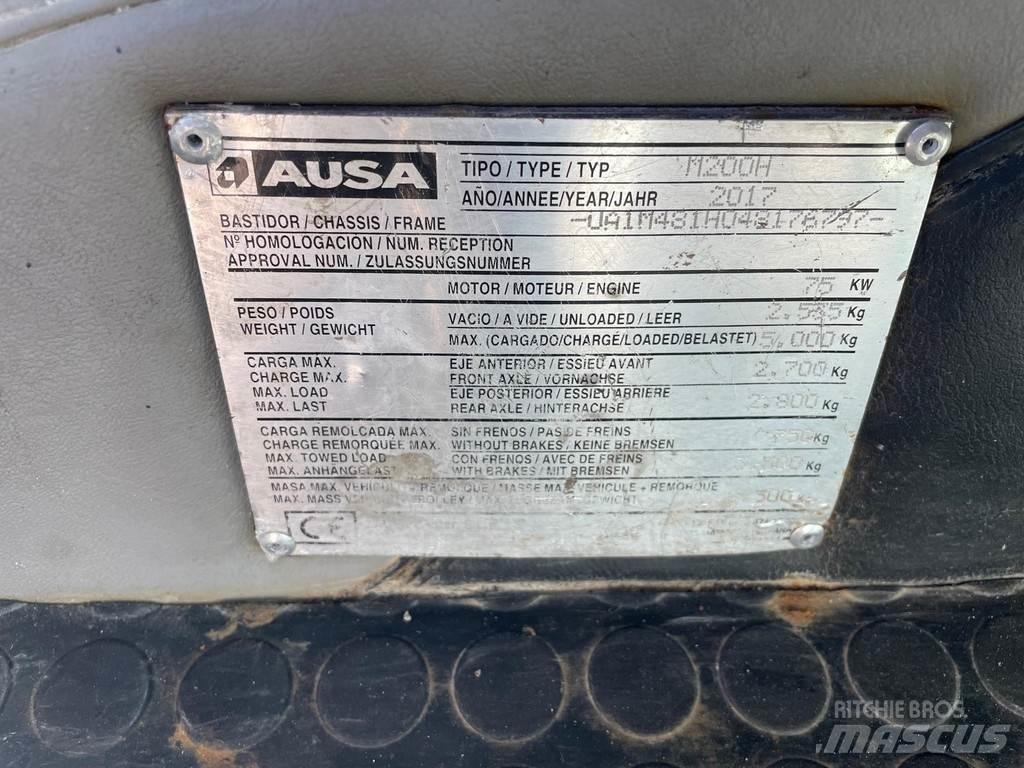 Ausa M200H 4X4 Specializuotos paskirties technika