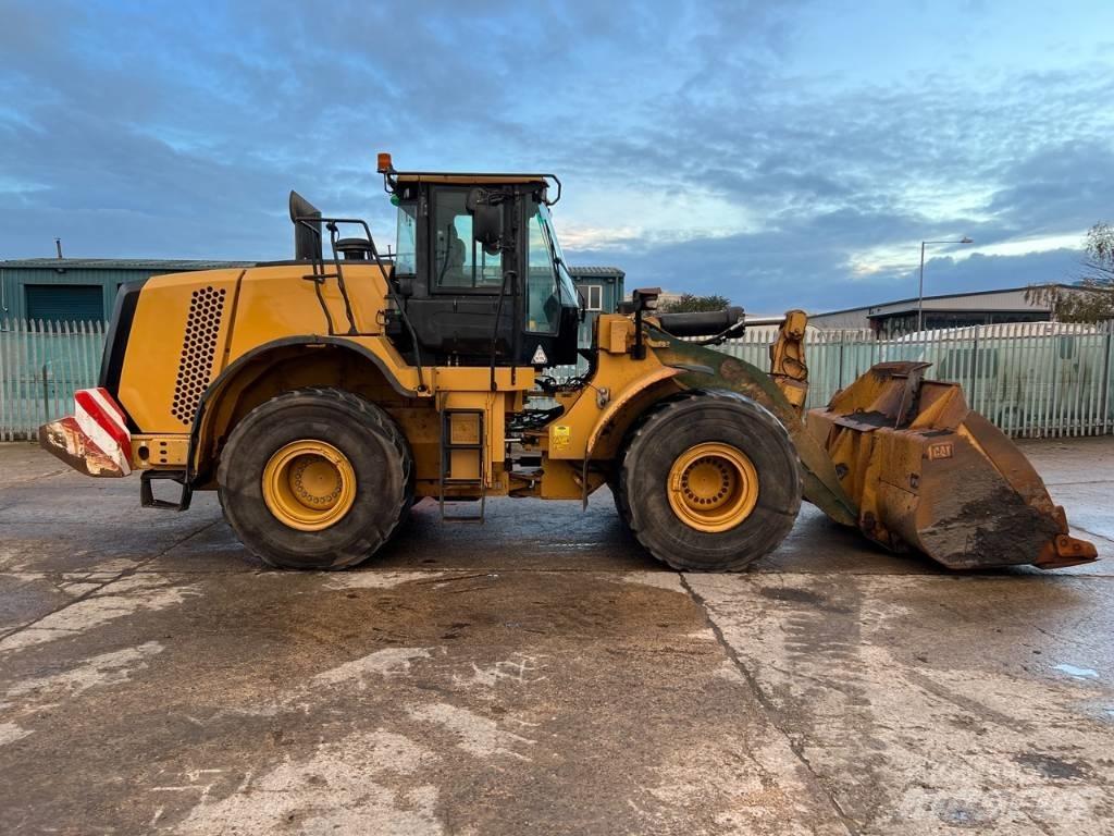 CAT 972 K Naudoti ratiniai krautuvai