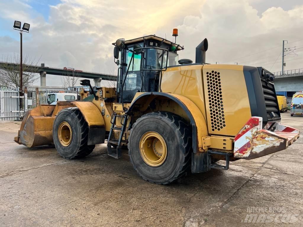 CAT 972 K Naudoti ratiniai krautuvai