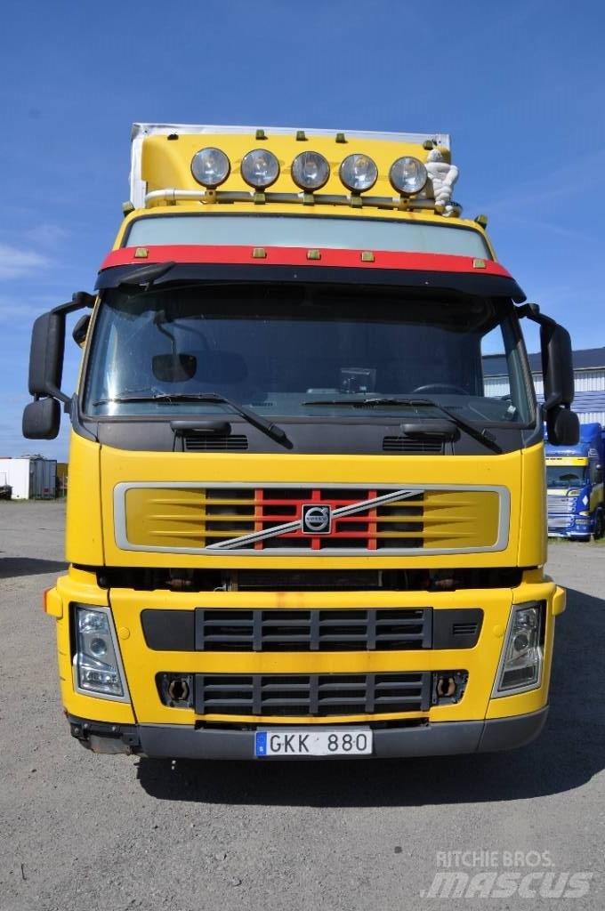 Volvo FM-340 4*2 Sunkvežimiai su dengtu kėbulu