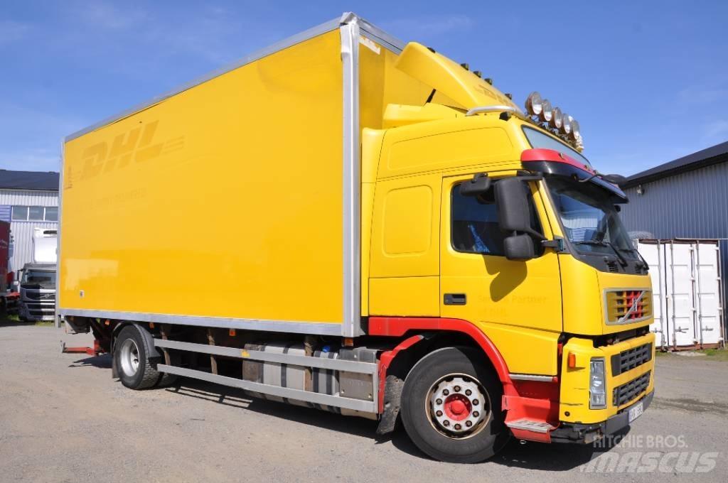 Volvo FM-340 4*2 Sunkvežimiai su dengtu kėbulu