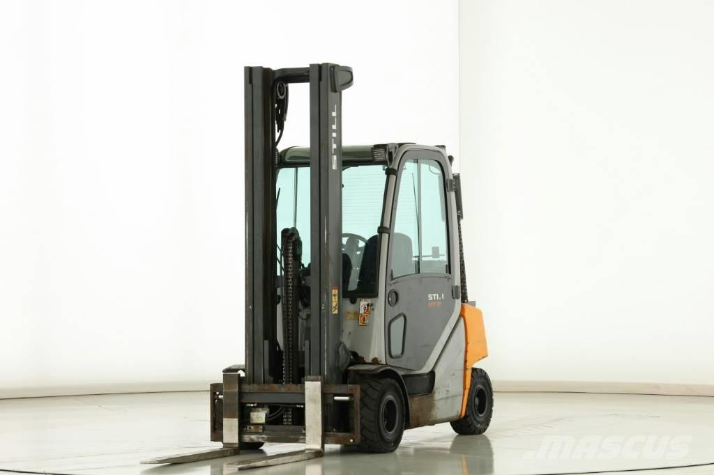 Still RX 70-25 Dyzeliniai krautuvai