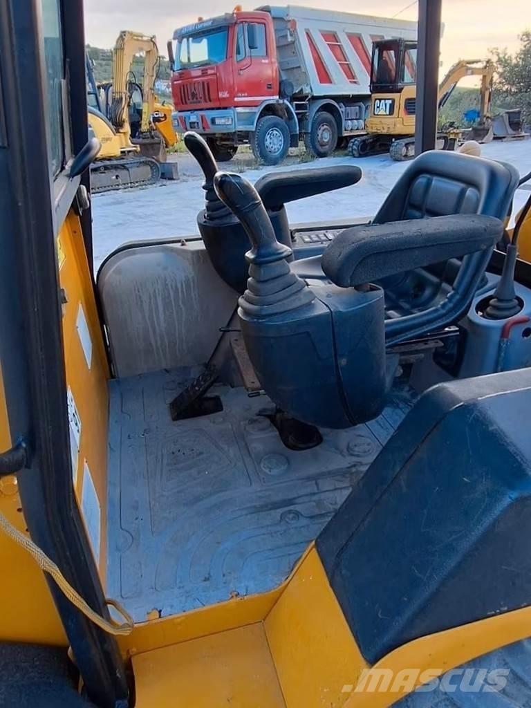 JCB 1CX Ekskavatoriniai krautuvai