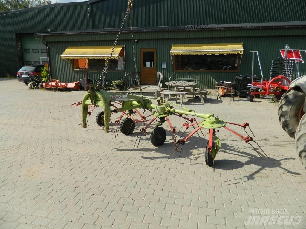 CLAAS 4 Šieno grėbliai ir vartytuvai