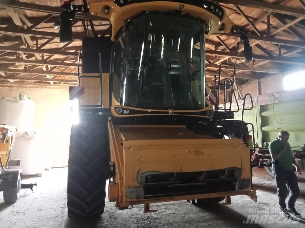 New Holland CX 8.70 Derliaus nuėmimo kombainai