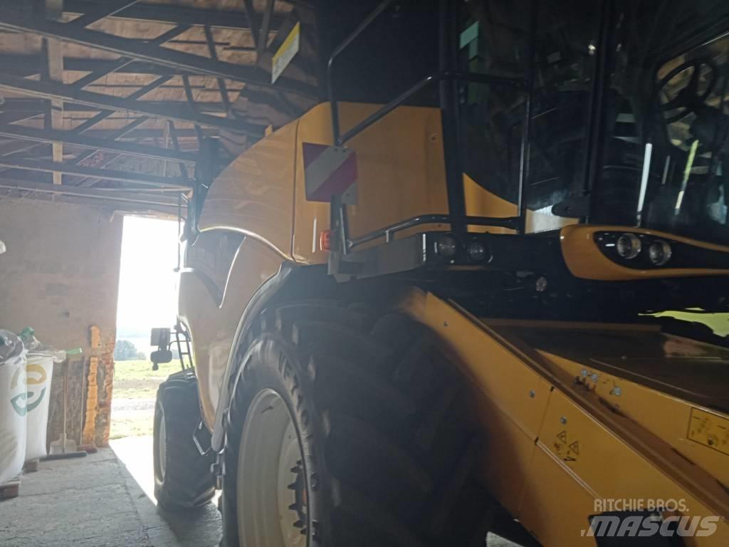 New Holland CX 8.70 Derliaus nuėmimo kombainai