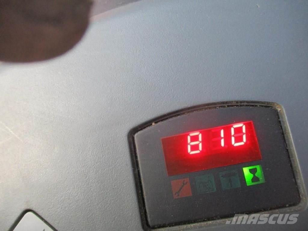BT SWE 080L Rankiniai vėžimėliai