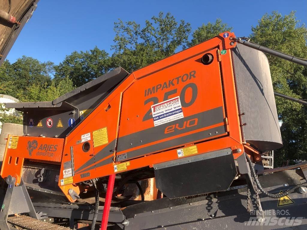 Arjes Impaktor 250 Mobilūs smulkintuvai