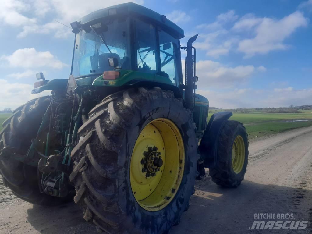 John Deere 7800 Traktoriai
