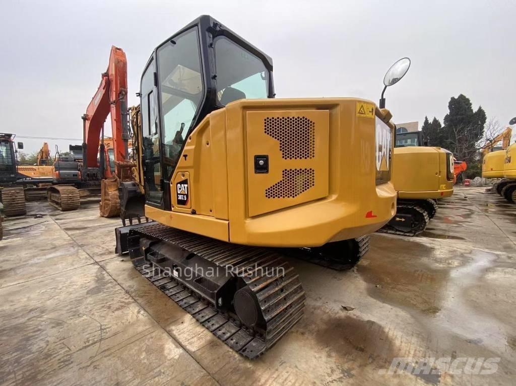 CAT 307,5 Vidutinės galios ekskavatoriai 7-12 t