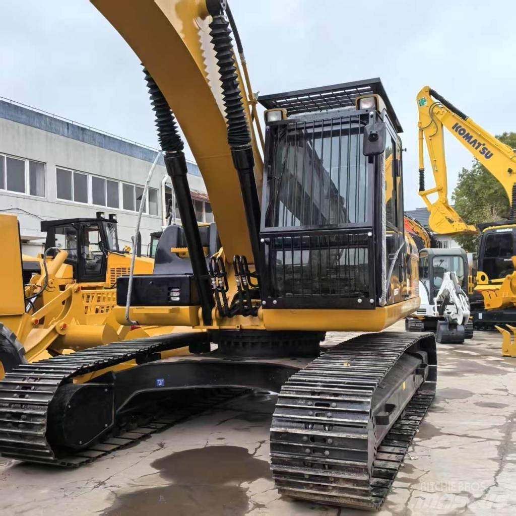 CAT 320 D L Vikšriniai ekskavatoriai