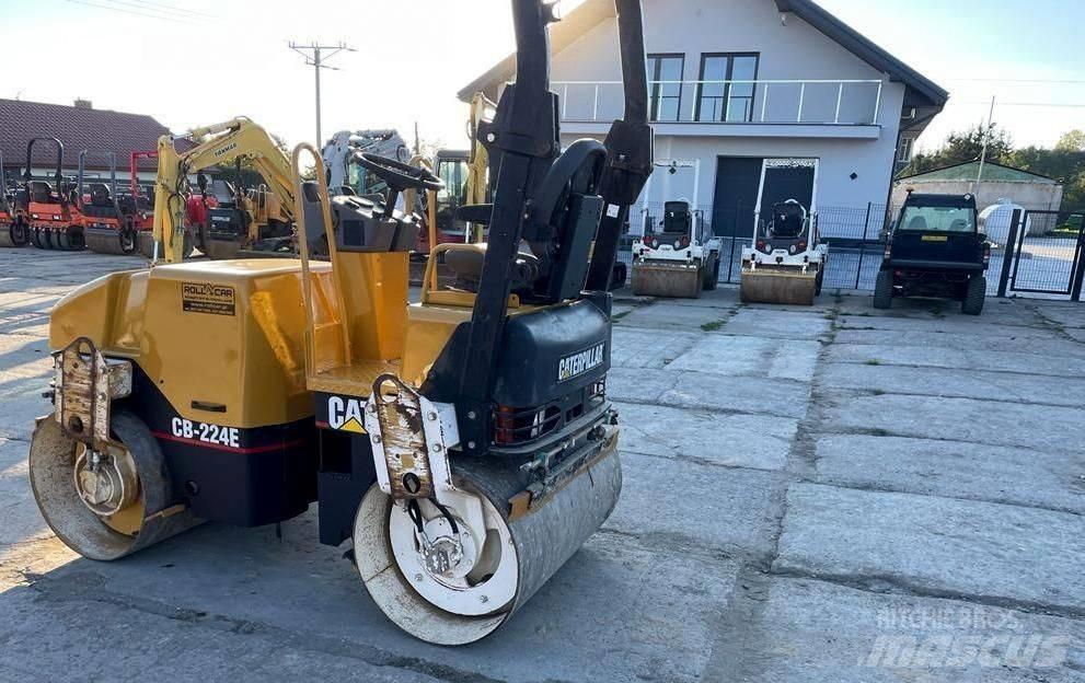 CAT CB 224 E Porinių būgnų volai