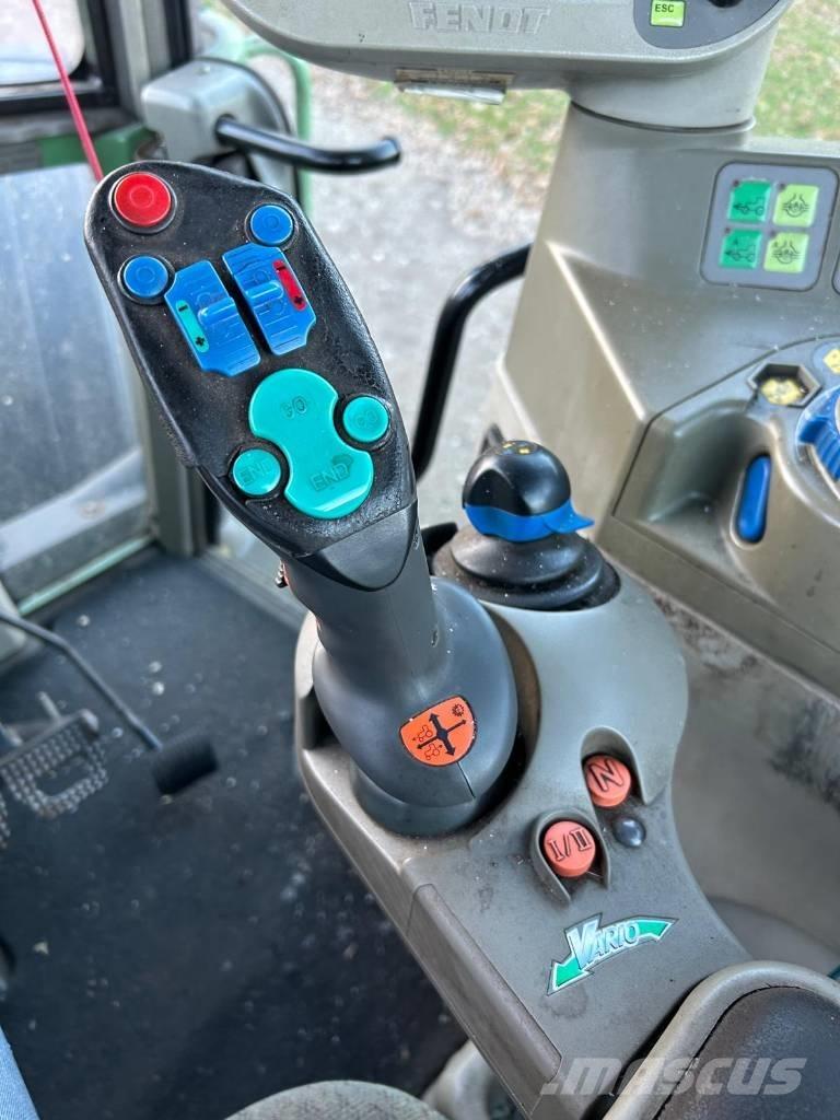 Fendt 716 Vario Com1 Traktoriai