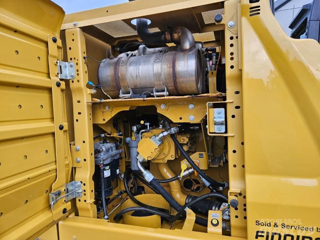 CAT 320 Vikšriniai ekskavatoriai