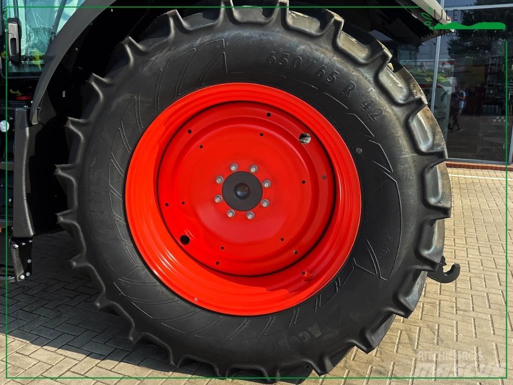 CLAAS AXION 810 HEXA Traktoriai