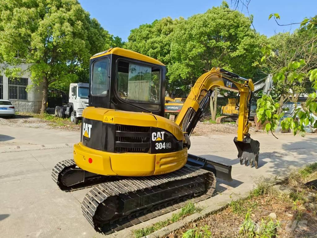 CAT 304 CR Mini ekskavatoriai < 7 t