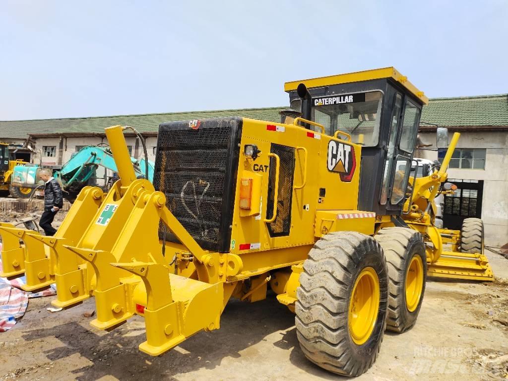 CAT 140 K Greideriai