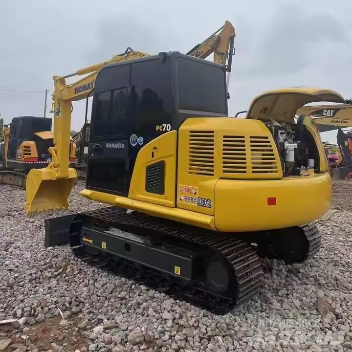 Komatsu PC70-8 Vidutinės galios ekskavatoriai 7-12 t