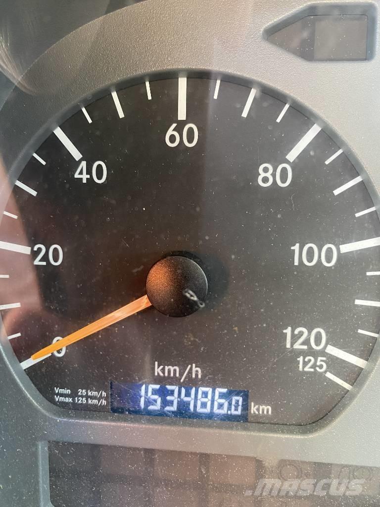 Bison TKA 28 KS Ant vilkikų montuojamos kėlimo platformos