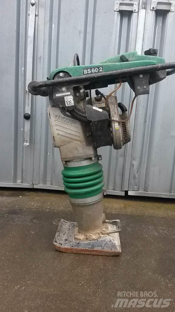Wacker Neuson BS60-2 Plūktuvai