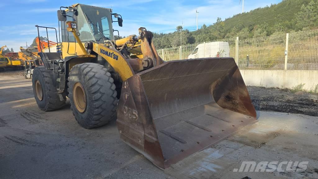 Komatsu WA 470-6 Naudoti ratiniai krautuvai