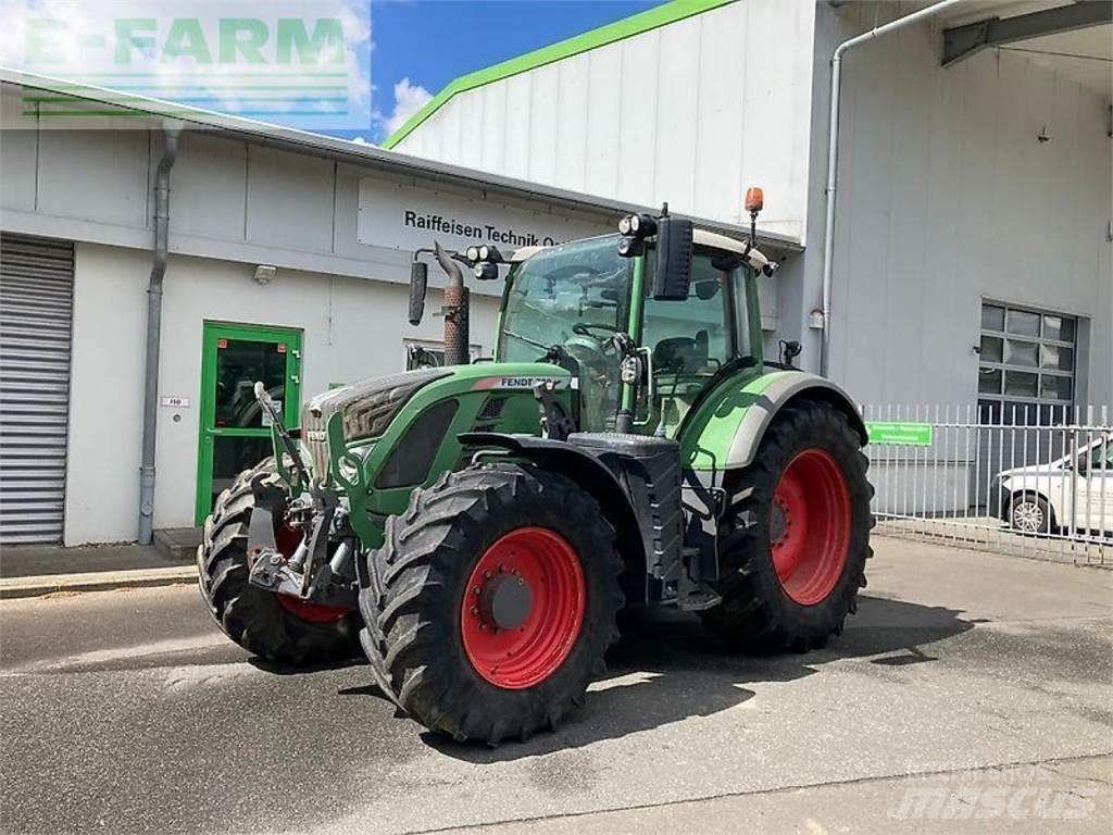 Fendt 720 scr Traktoriai