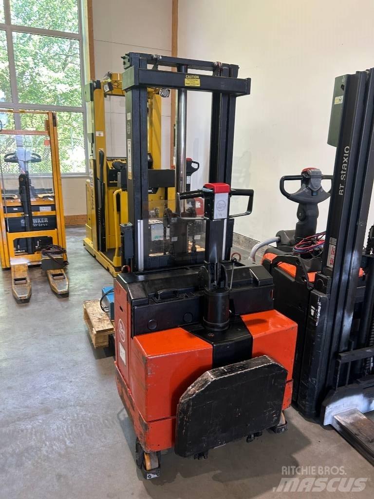 BT LSF 1250 E / 10 Rankiniai vėžimėliai