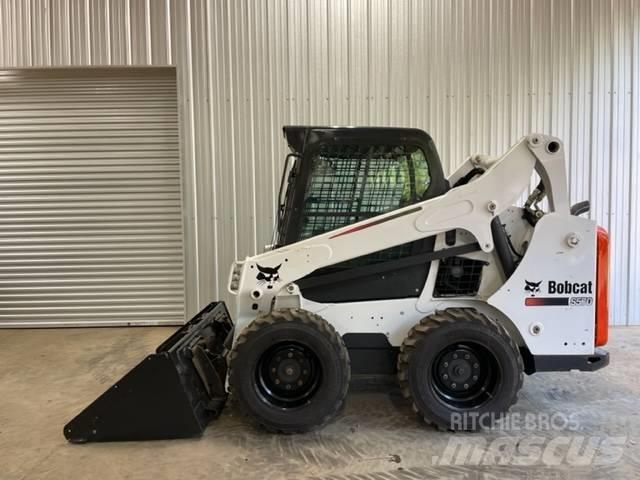Bobcat S 570 Krautuvai su šoniniu pasukimu