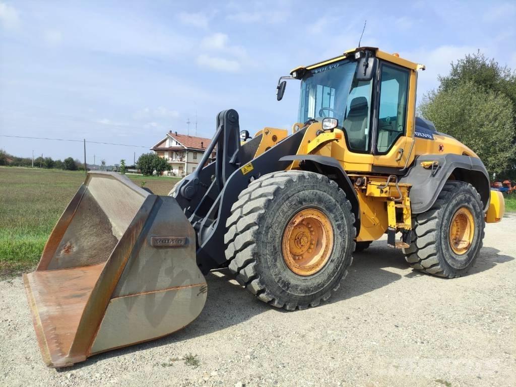 Volvo L 110 H Naudoti ratiniai krautuvai