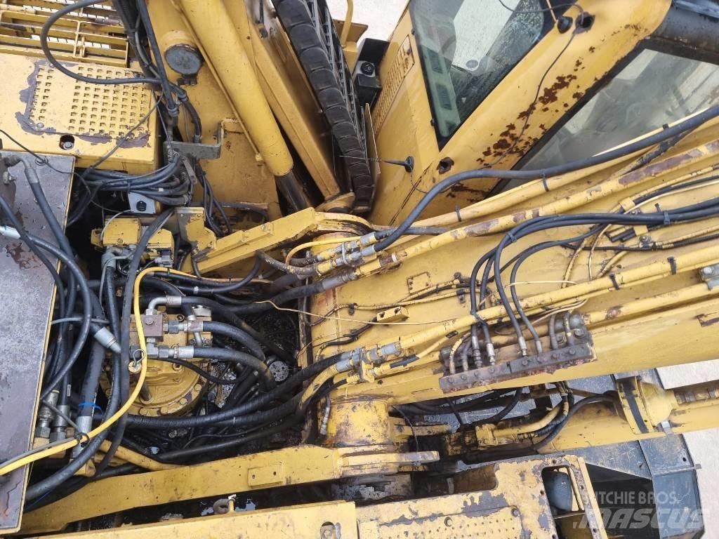 CAT M 325 C L MH Atliekų / pramoniniai krautuvai