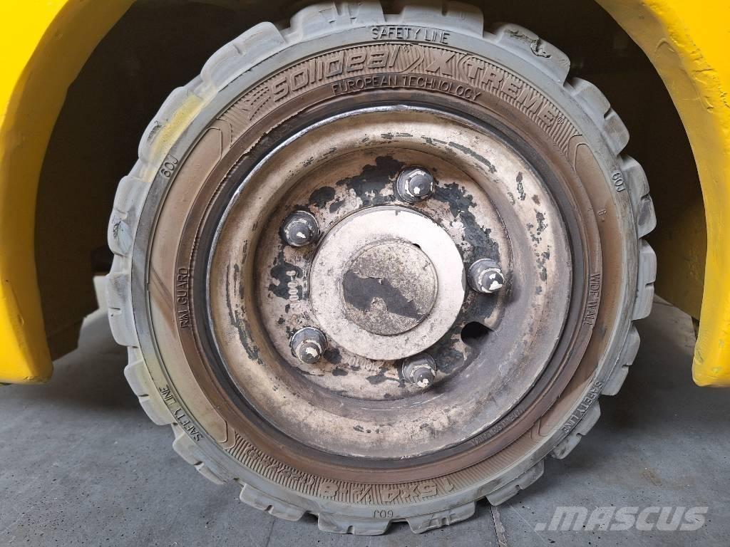 Yale ERP15VT Elektriniai šakiniai krautuvai