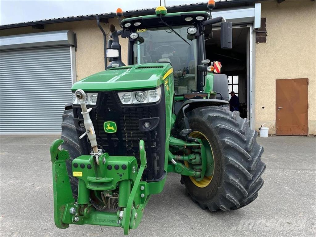 John Deere 8345R Traktoriai