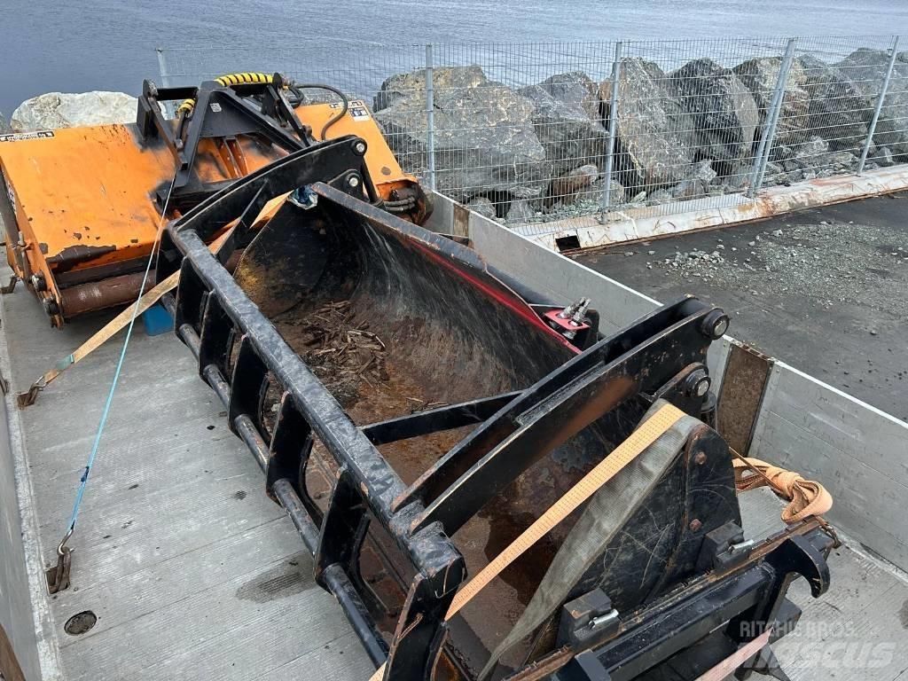 Manitou CBG 2300 Kaušai