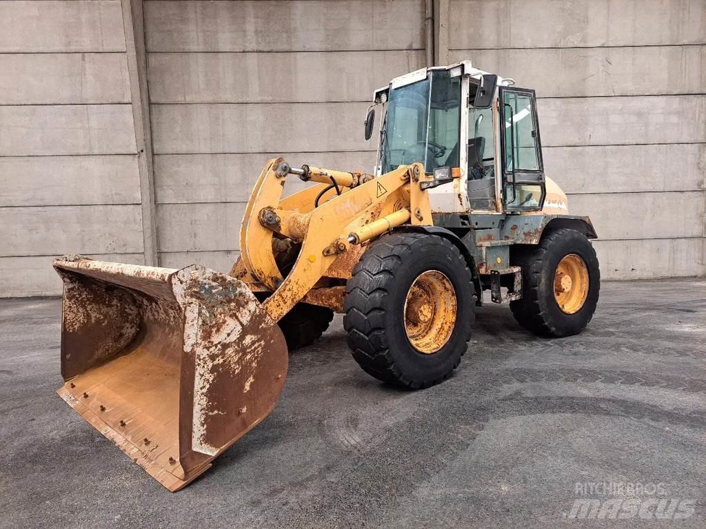 Liebherr L514 Naudoti ratiniai krautuvai